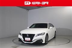 トヨタ　クラウン HEV RSアドバンス
