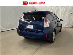 プリウスアルファ S