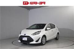 トヨタ　アクア S  スタイルブラック