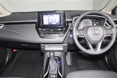 カローラセダン HEV S