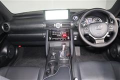 IS300h ヒョウジュン