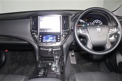 クラウン HEV アスリートG