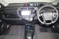 アクア S スタイルブラック