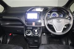 エスクァイアHEV GIプレミアムBT