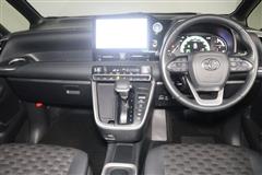 ヴォクシー HEV S-Z