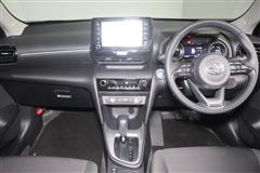 ヤリスクロス HEV G