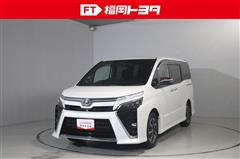 トヨタ ヴォクシー ZS キラメキ 2