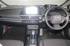 プリウス PHEV G