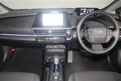 プリウス PHEV G