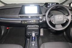 プリウスPHEV G