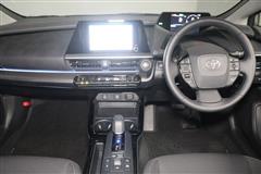 プリウス PHEV G