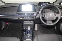 プリウス PHEV G