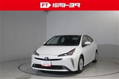 トヨタ プリウス Sセーフティプラス2