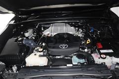 ハイラックス Z