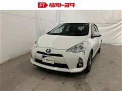 トヨタ アクア G
