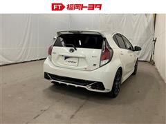 アクア G GRスポーツ 17インチ