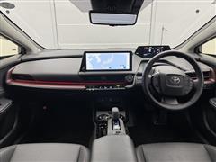 プリウス PHEV Z