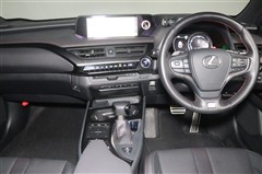 UX250h Fスポーツ
