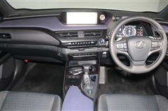 UX250h アーバンエレガンス