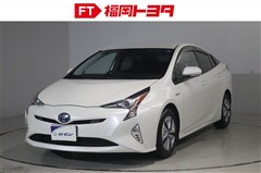プリウス A