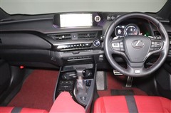 UX250h Fスポーツ