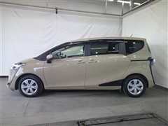 シエンタ ファンベース G