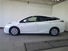 プリウス S セーフティプラス