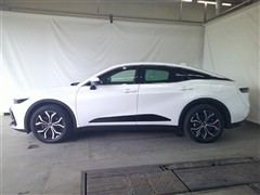 クラウン クロスオーバー G