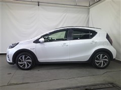 アクア クロスオーバー