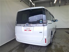 ヴォクシー ハイブリッド V