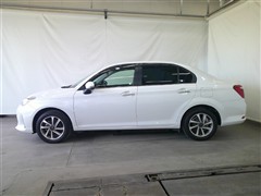 カローラアクシオ G