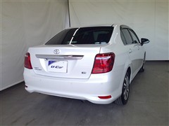 カローラアクシオ G