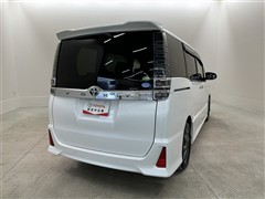 ヴォクシー ZS キラメキ2