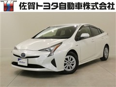 プリウス S