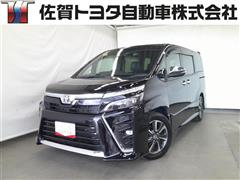 トヨタ　ヴォクシー ZS キラメキ3