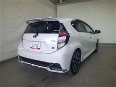 アクア G GRスポーツ17インチパ