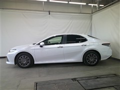 カムリハイブリッド X