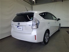 プリウスアルファ Sチューンブラック