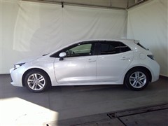 カローラスポーツ G