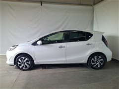 アクア S スタイルブラック