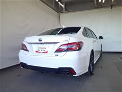 クラウンHV RS LTD