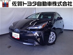 トヨタ　プリウス S