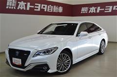 クラウンハイブリッド RS