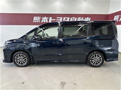 ヴォクシー ZS