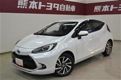 トヨタ　アクア Z