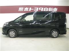 セレナ E-パワー ハイウェイスターV