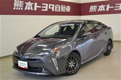 トヨタ プリウス S