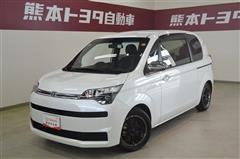 トヨタ スペイド F クイーン