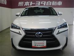 NX200t バージョンL