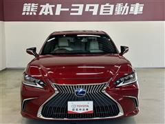 ES300h バージョンL